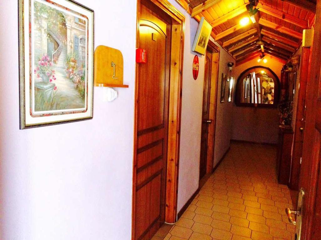 Erato Hotel Neos Panteleimonas Esterno foto