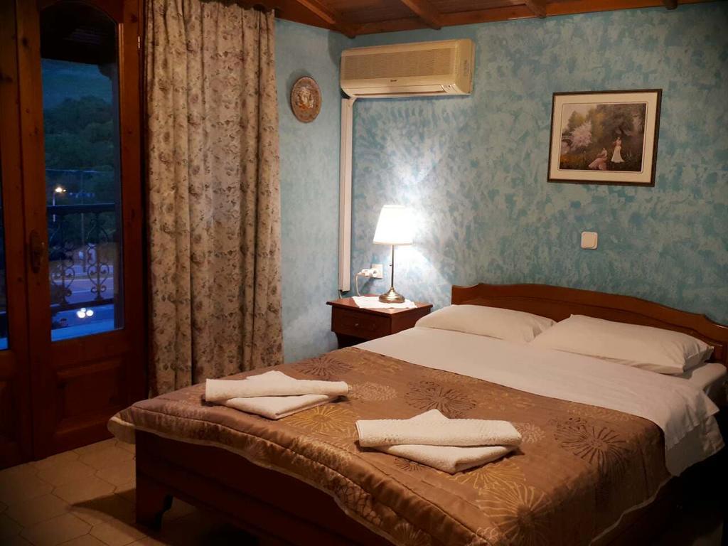 Erato Hotel Neos Panteleimonas Esterno foto