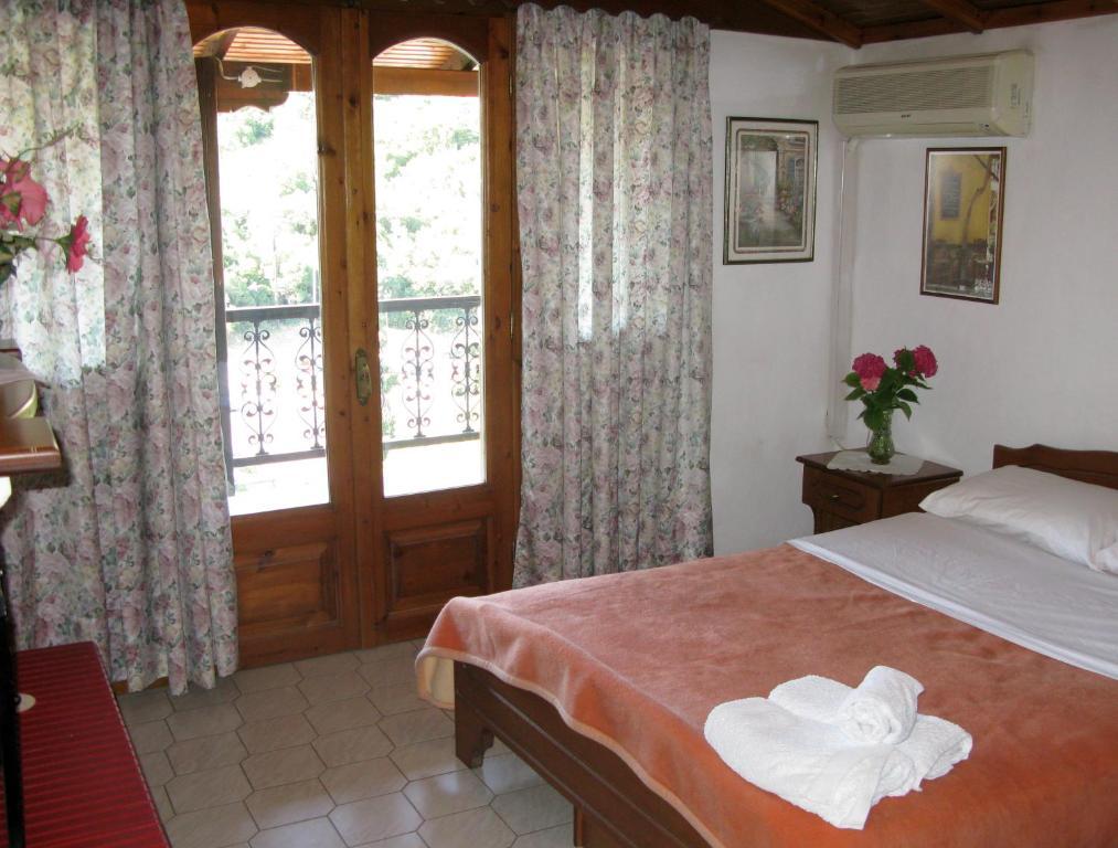 Erato Hotel Neos Panteleimonas Camera foto